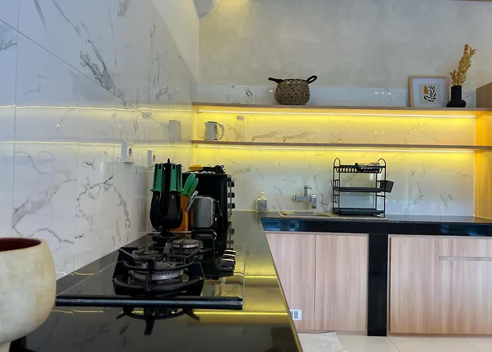4bedroom - Kamaya In Center Of Seminyak (Bali)